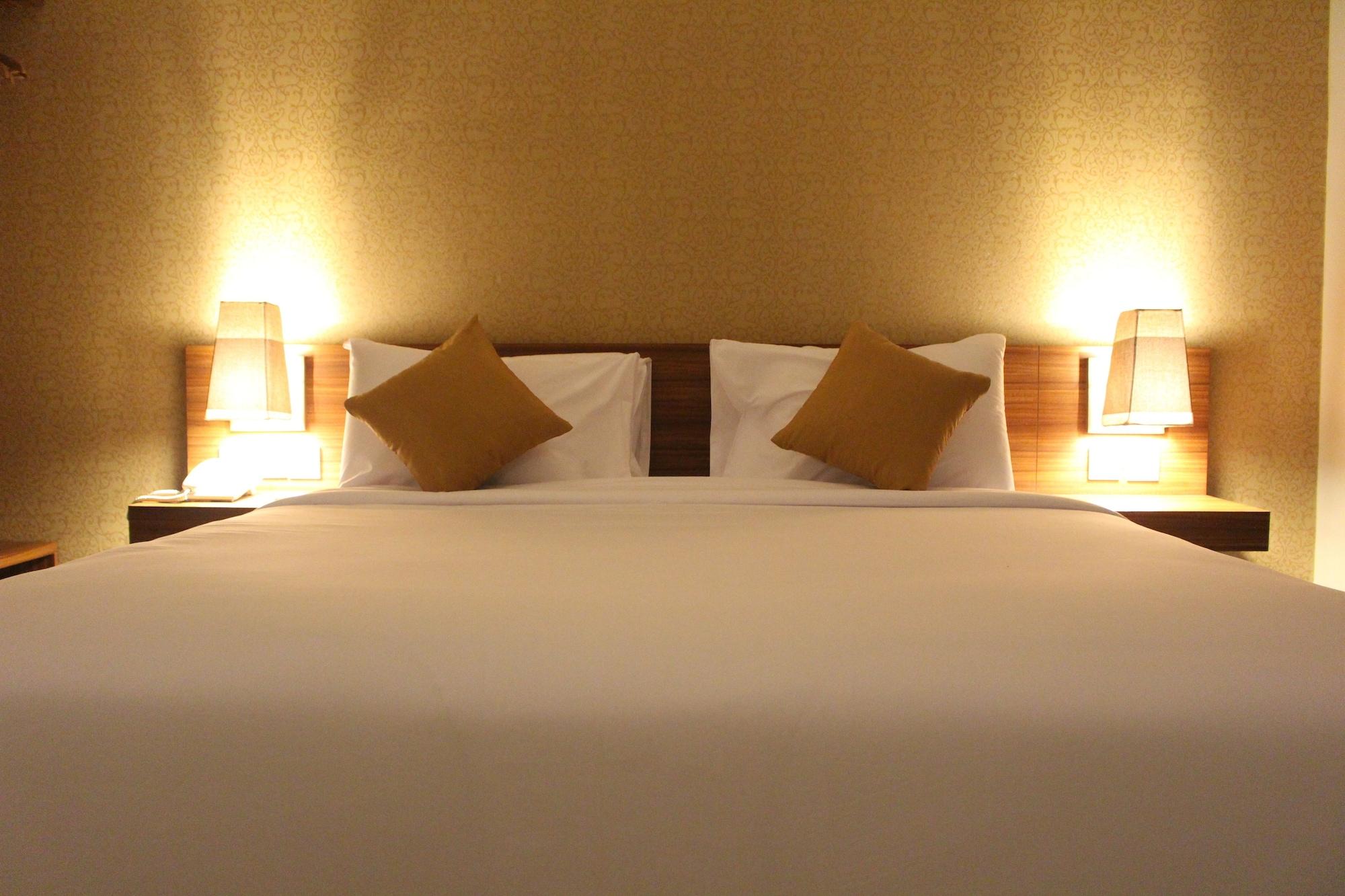 H Boutique Hotel Jogjakarta Γιογκιακάρτα Εξωτερικό φωτογραφία