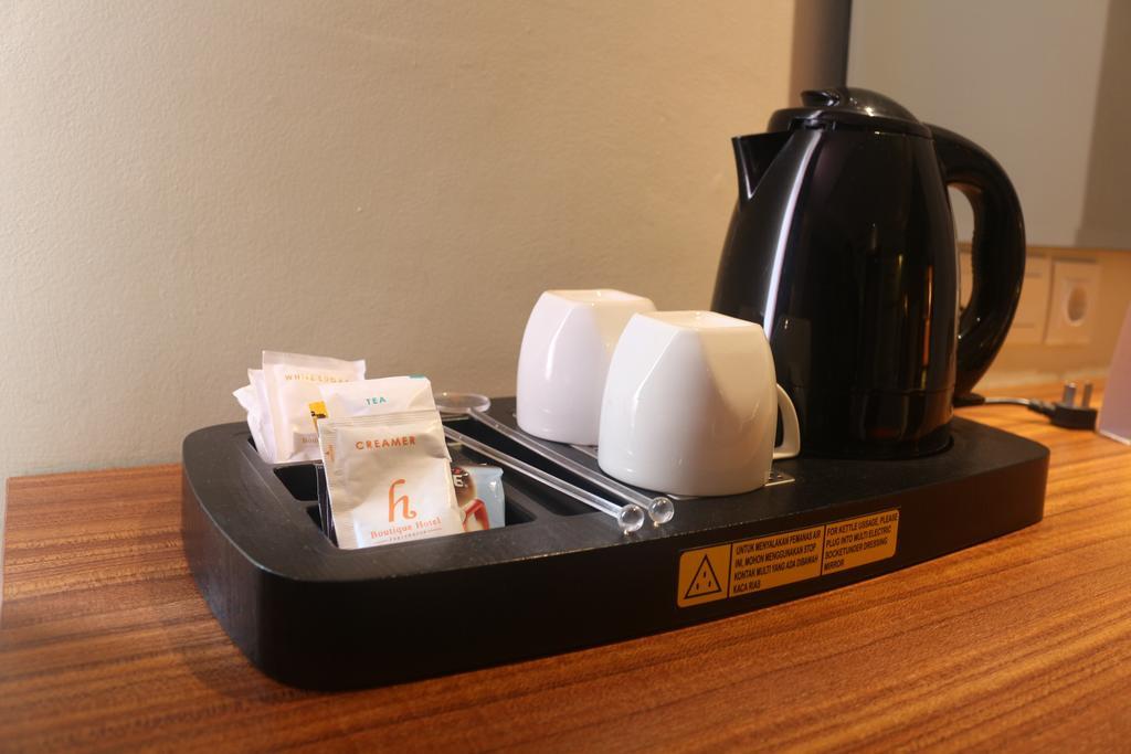 H Boutique Hotel Jogjakarta Γιογκιακάρτα Εξωτερικό φωτογραφία